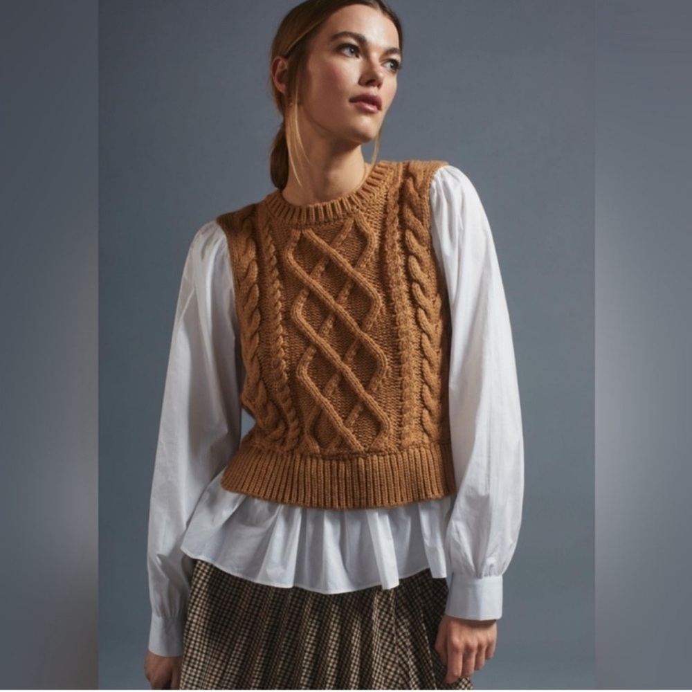 Anthropologie Cable Knit Cropped Sweater Vest in Camel
